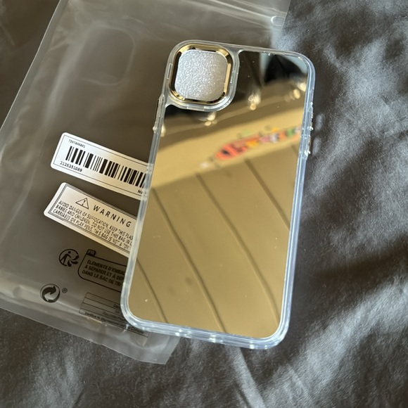 iPhone 11 Mirrored Case NEW - Picture 4 of 5